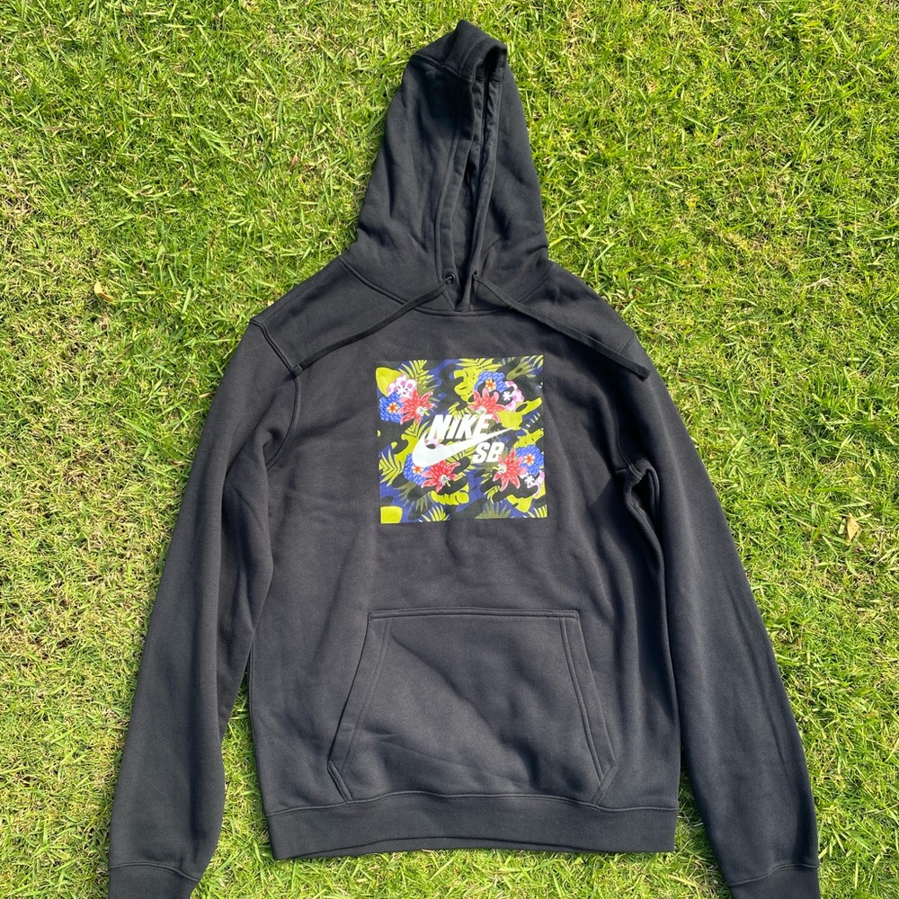 Nike Sweater/Hoodie